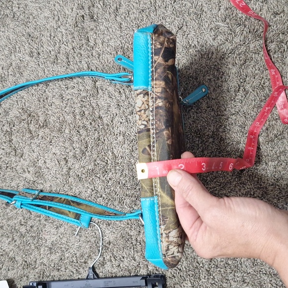 Faux leather and camouflage canvas studded rhinestone crossbody bag - teal/green - Picture 10 of 12